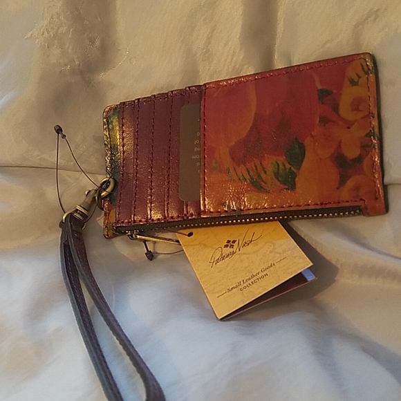 Patricia Nash Accessories - Patricia Nash almeria cc wristlet NWT